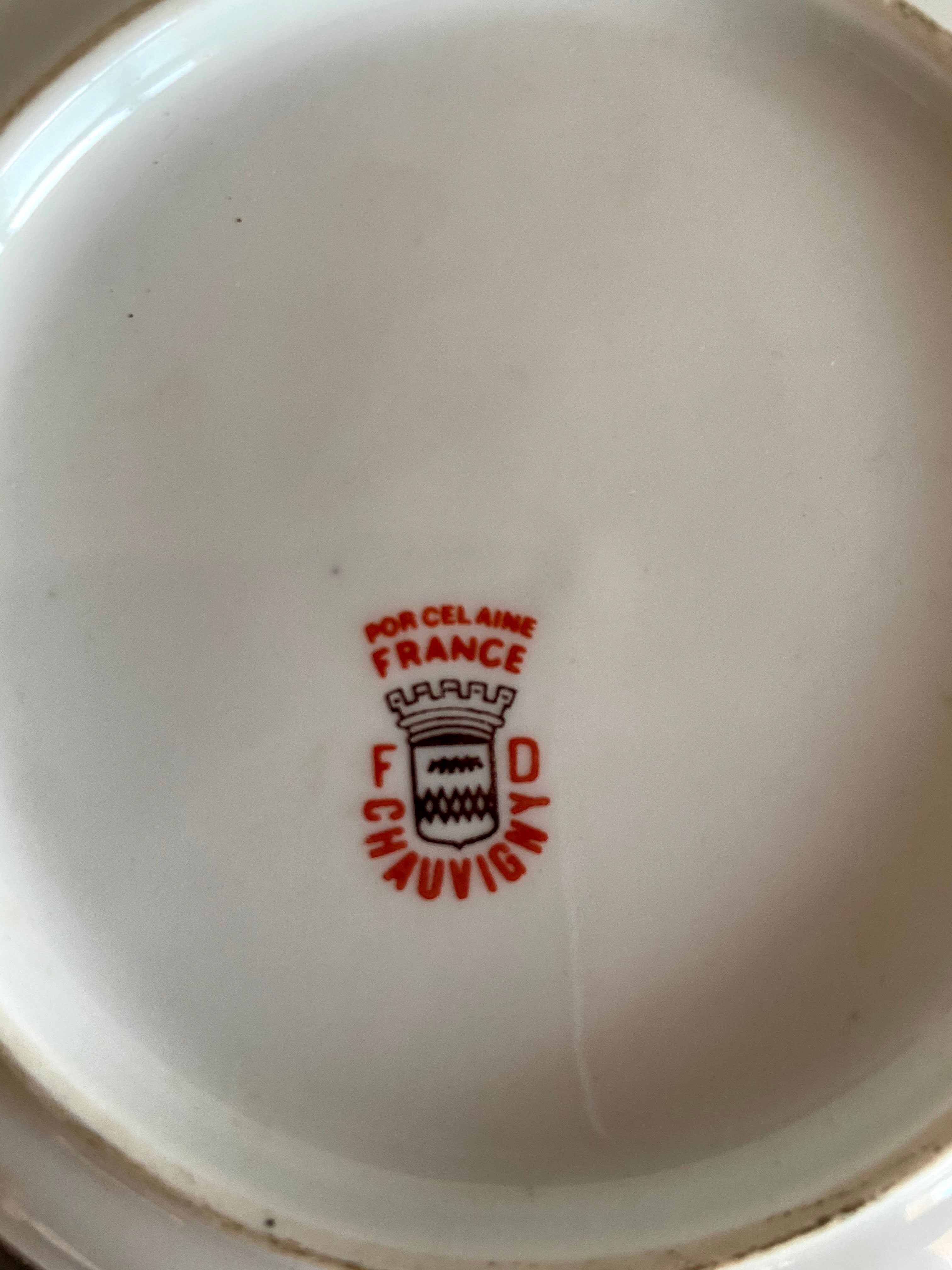 Decorative tin contour plate