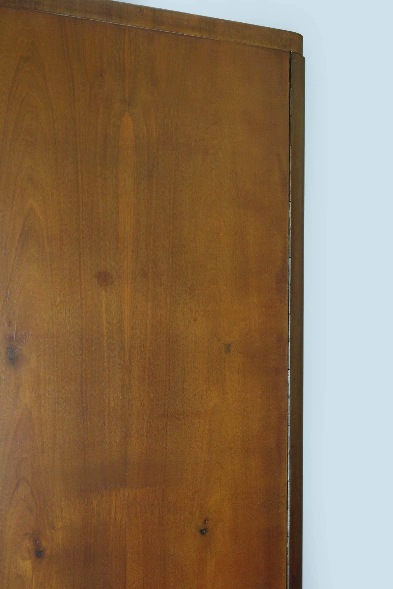 Garde-robe en acier chromé et tubulaire Bauhaus de Hynek Gottwald, années 1940.