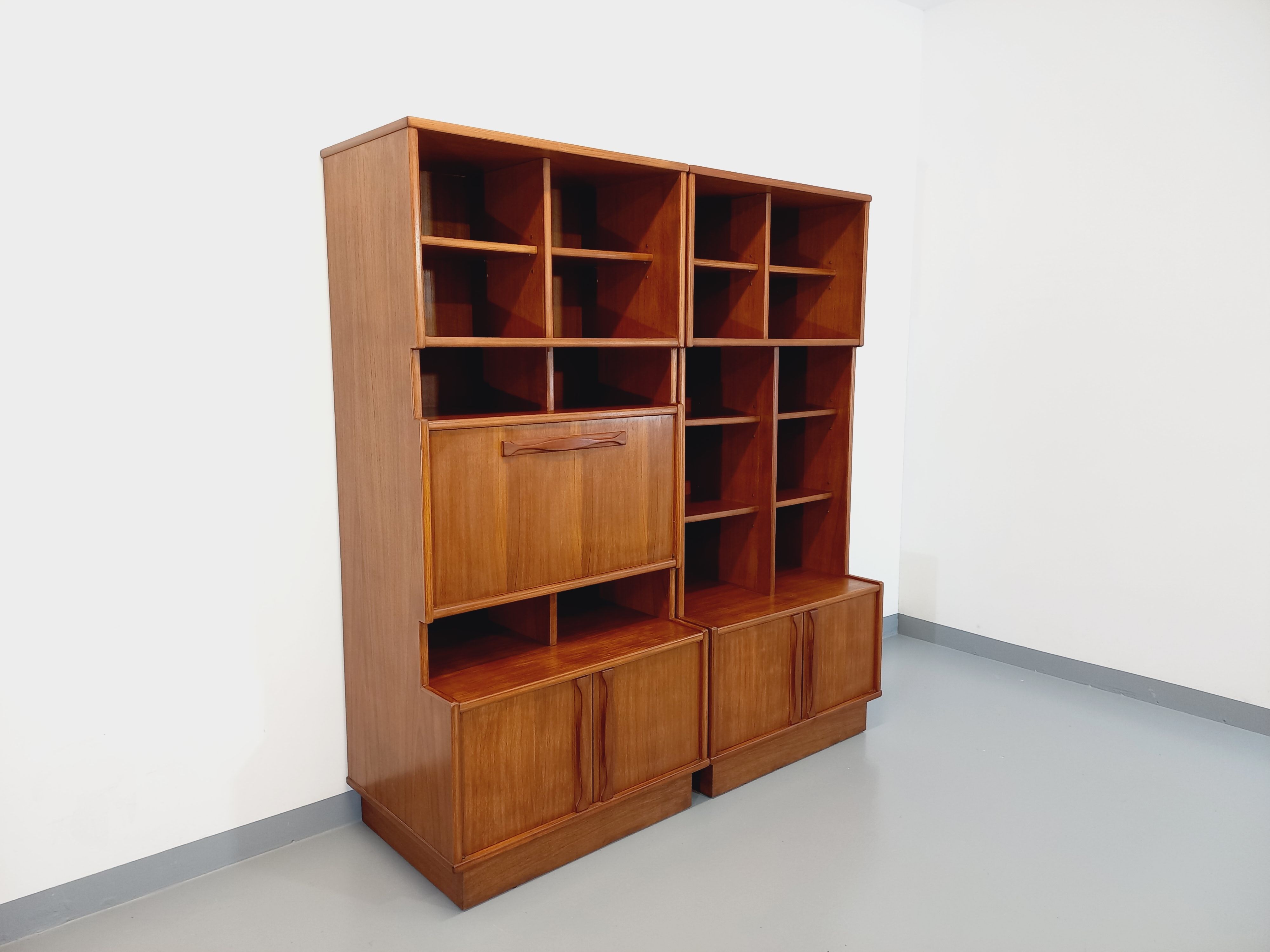 Vintage Scandinavian double bookcase in teak from the 60s