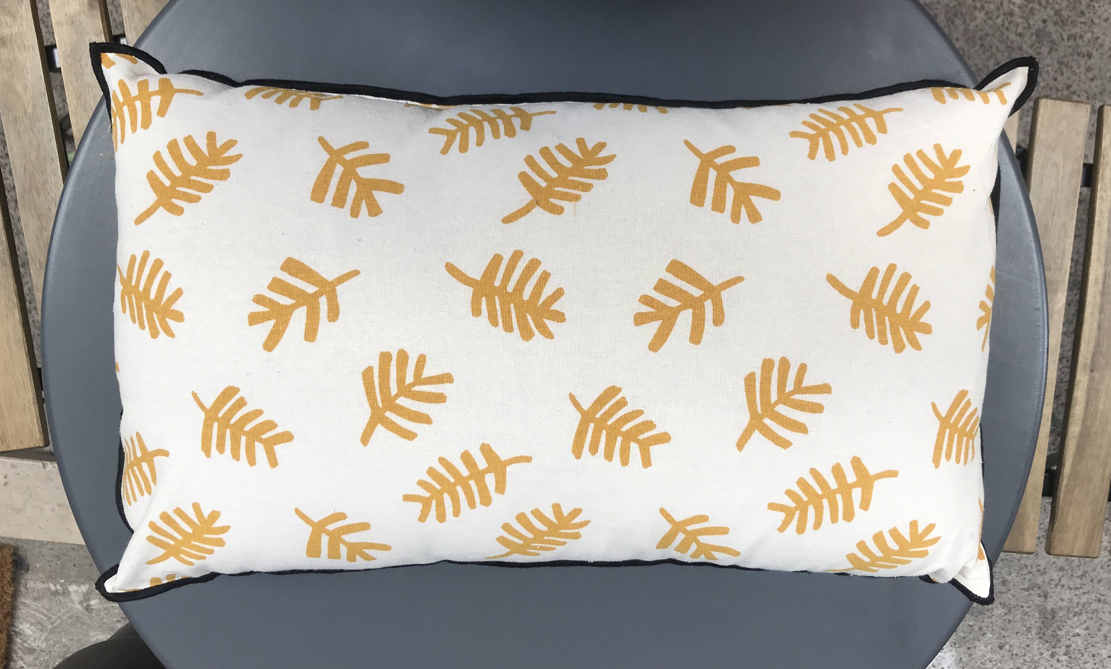 Rectangular branch cushion