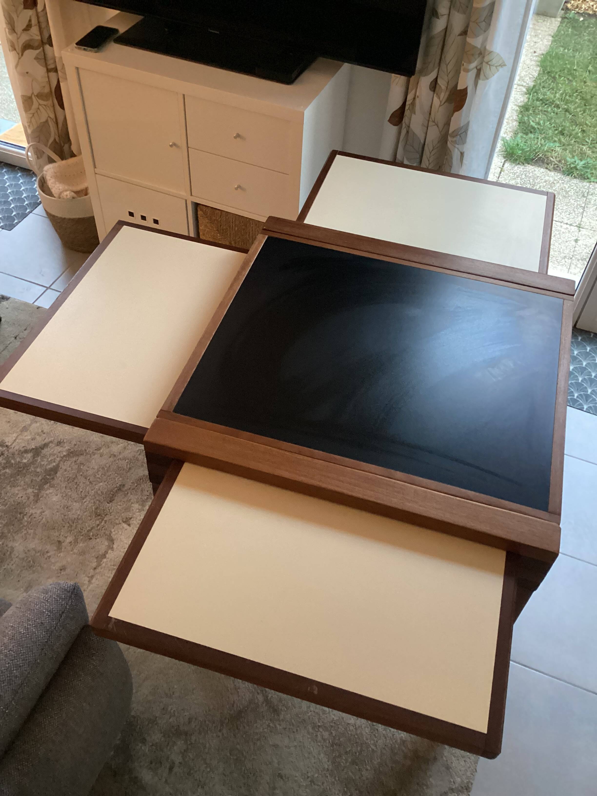 Table de repas Bernard Vuarnesson