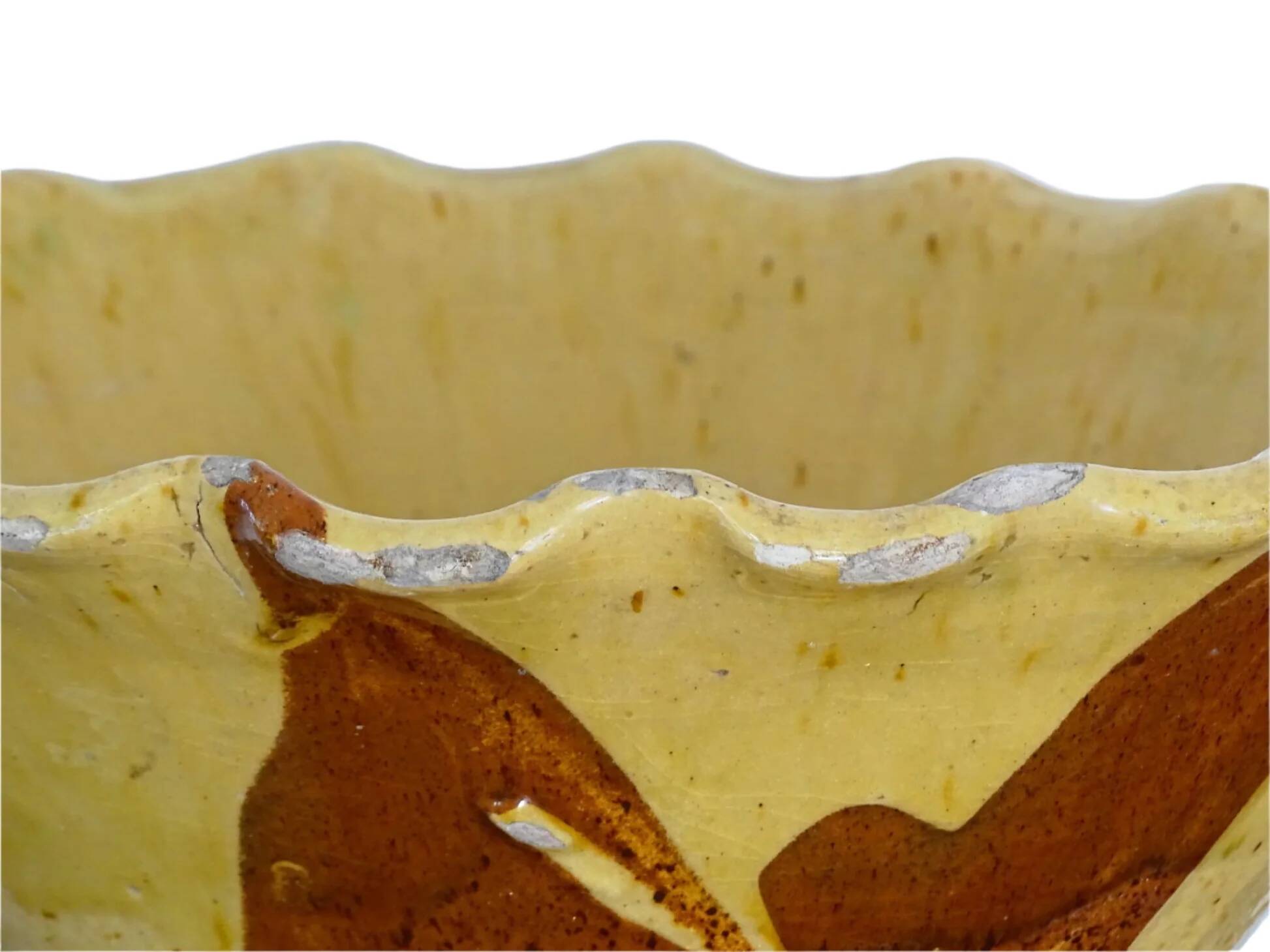 Bol ancien français en terre cuite à glaçure jaune