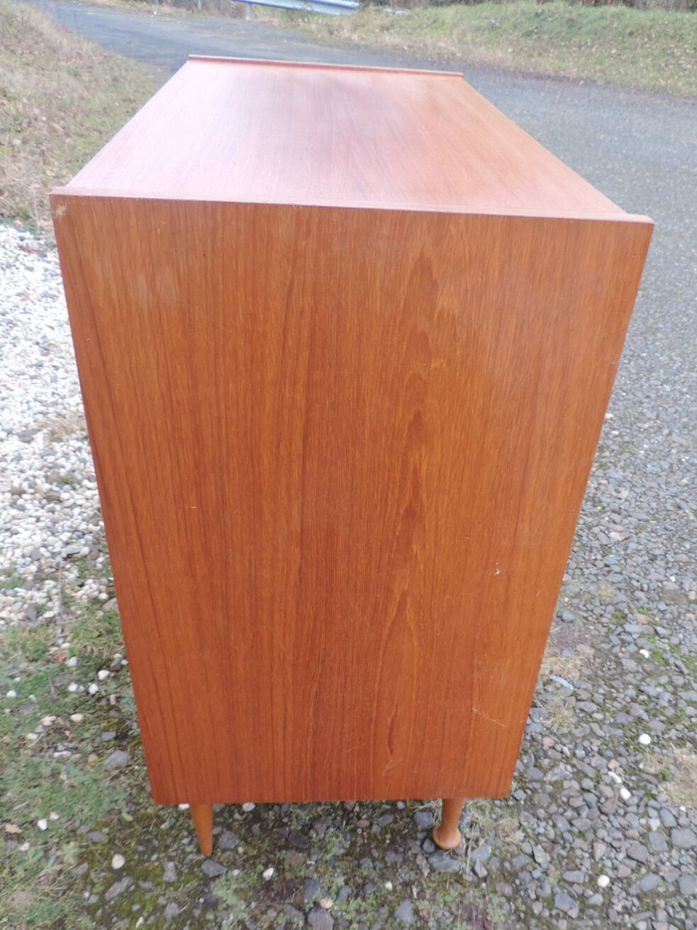 Vintage chest of drawers