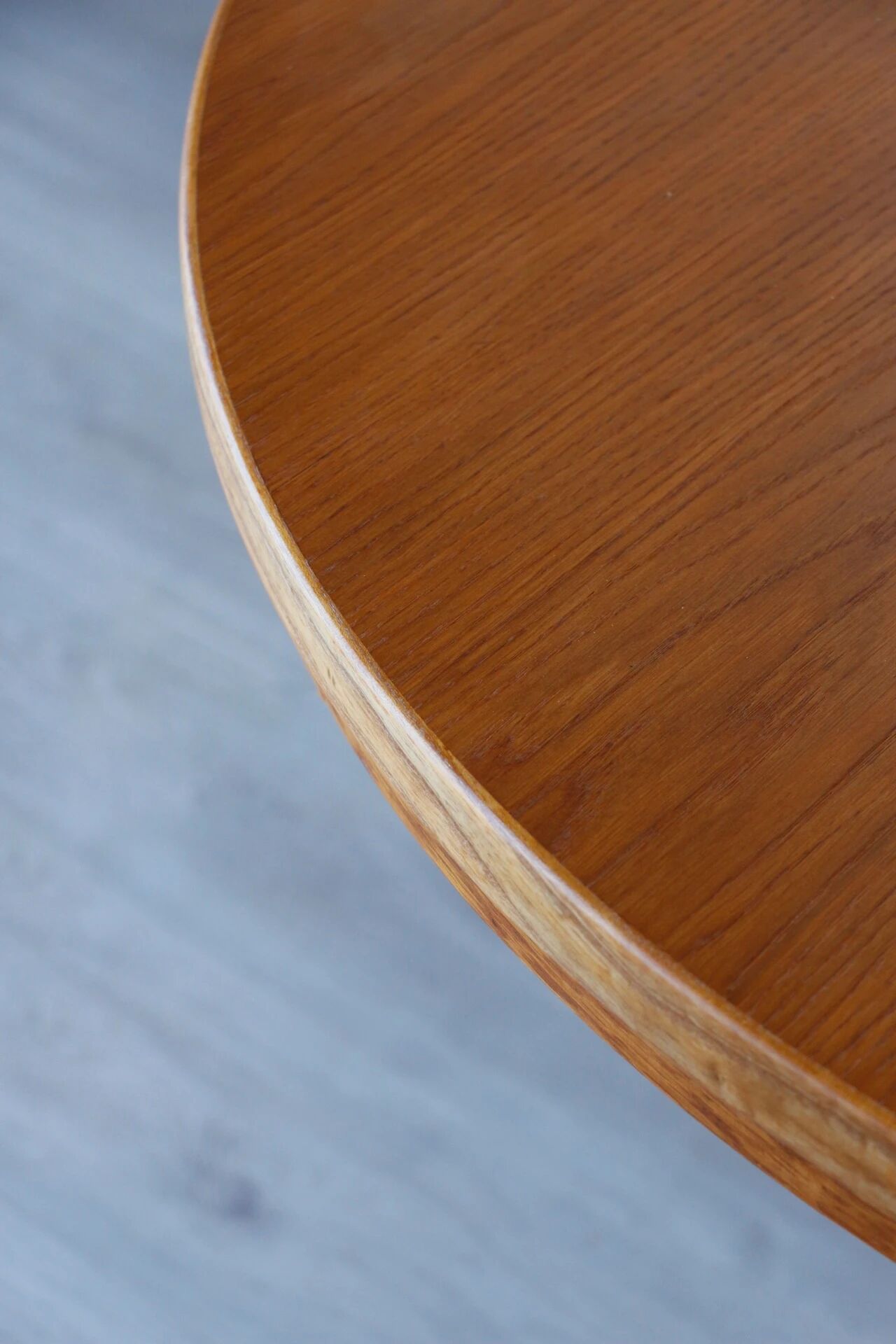 Vintage oak extendable dining table | Scandinavian design