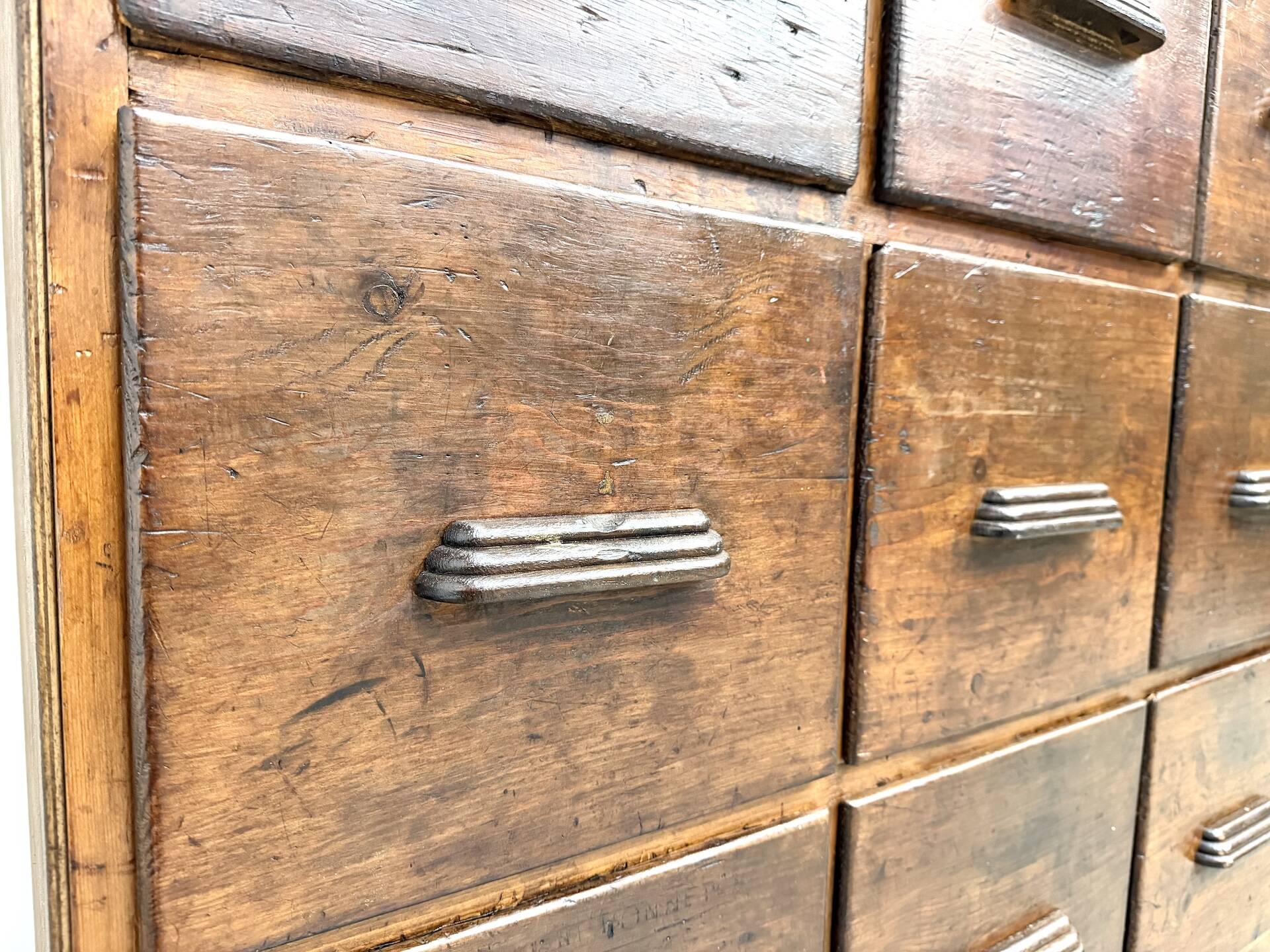 Meuble de métier ancien à 12 tiroirs, circa 1900