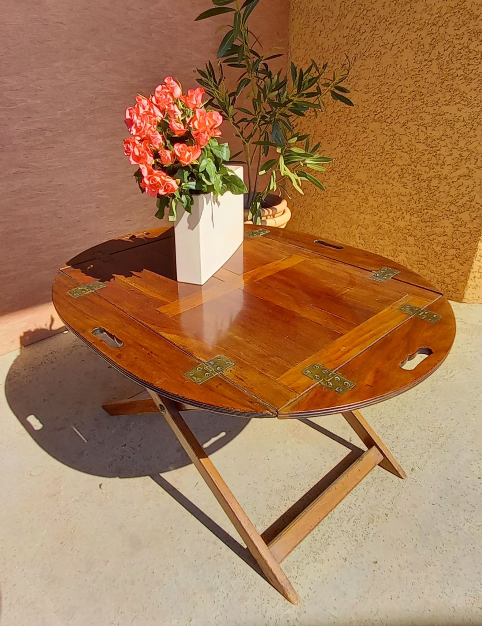 Boat coffee table