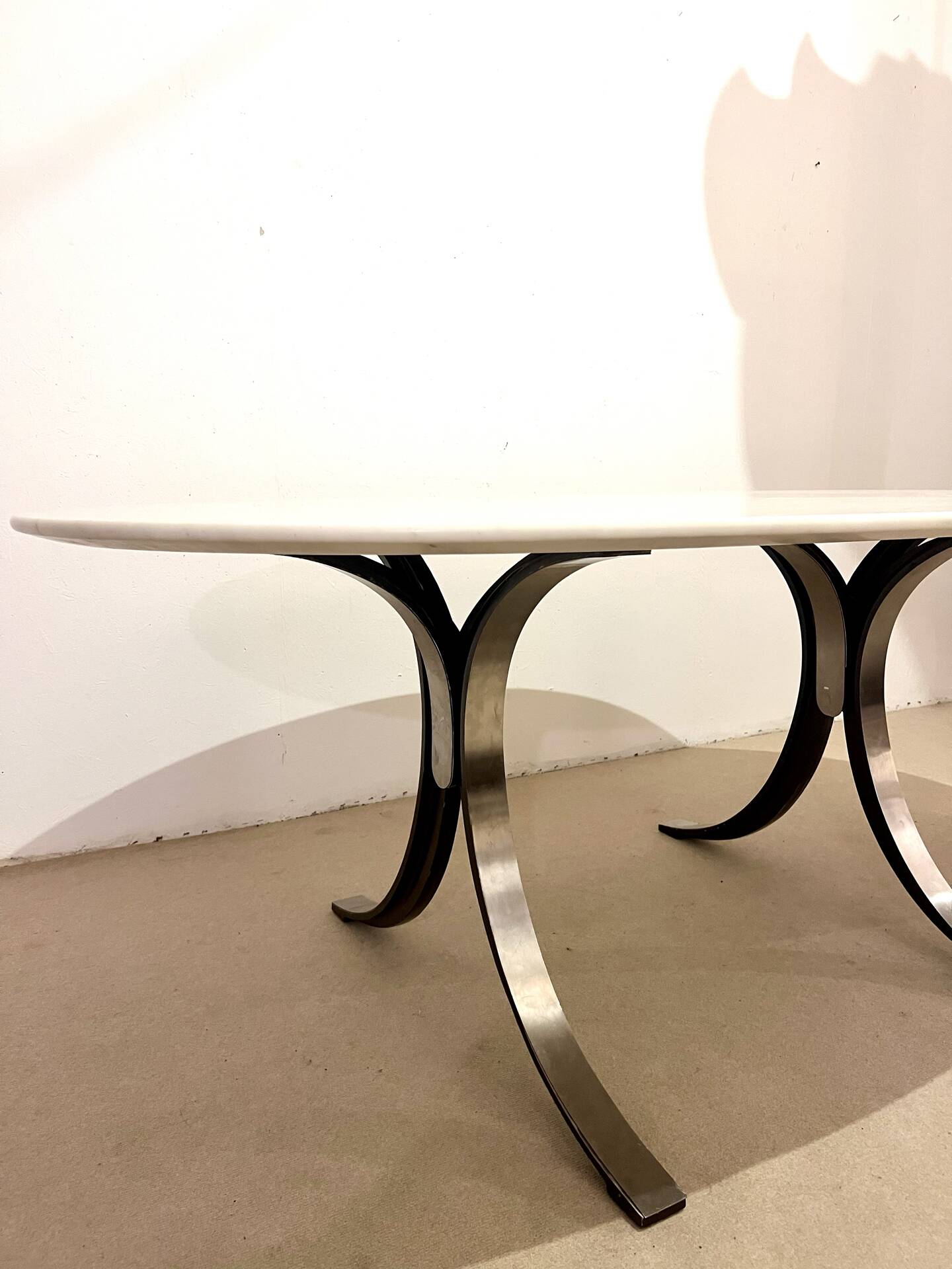 Table Tecno, marble, by Osvaldo Borsani and Eugenio Gerli, Italy, 1968