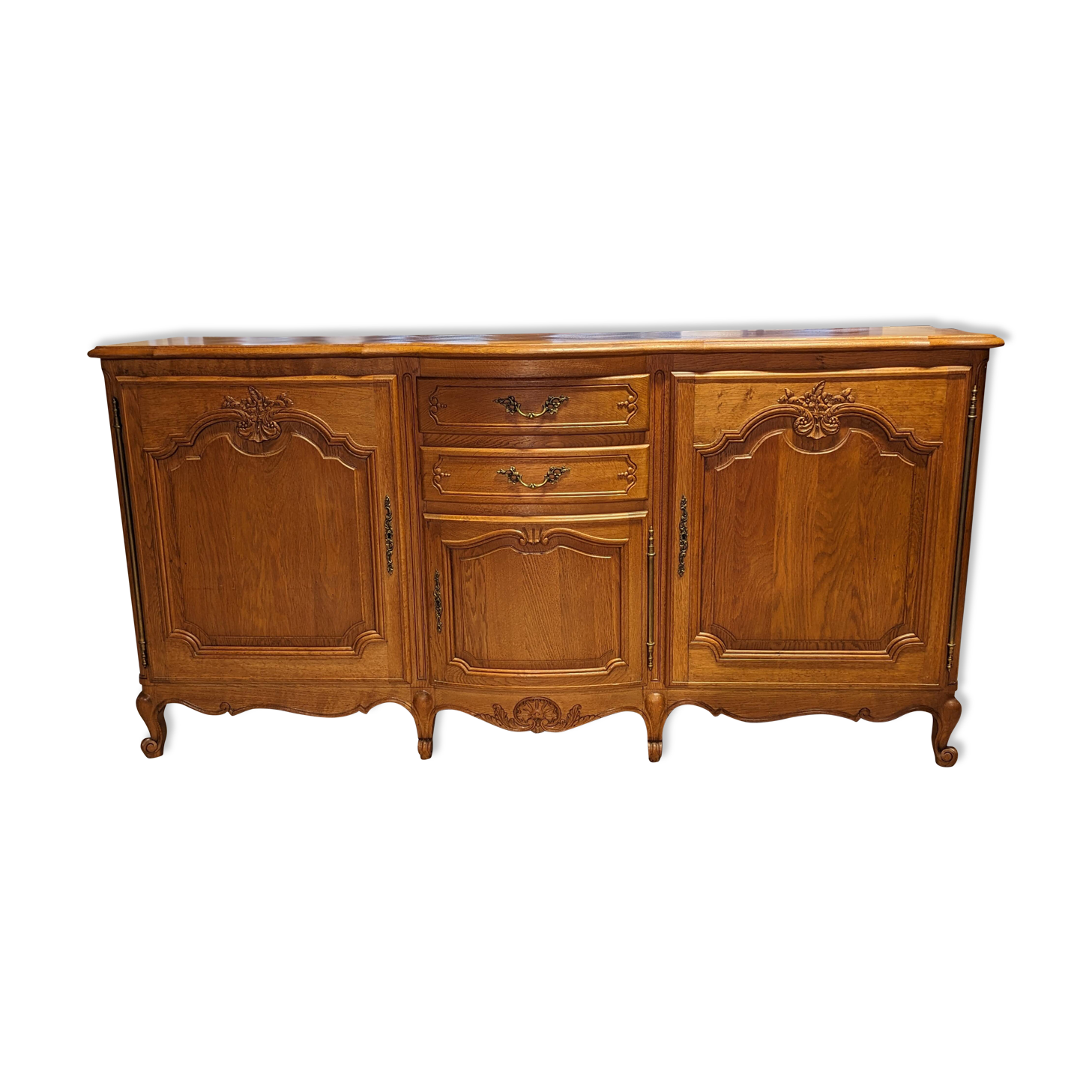 Buffet en chêne clair style Louis XV