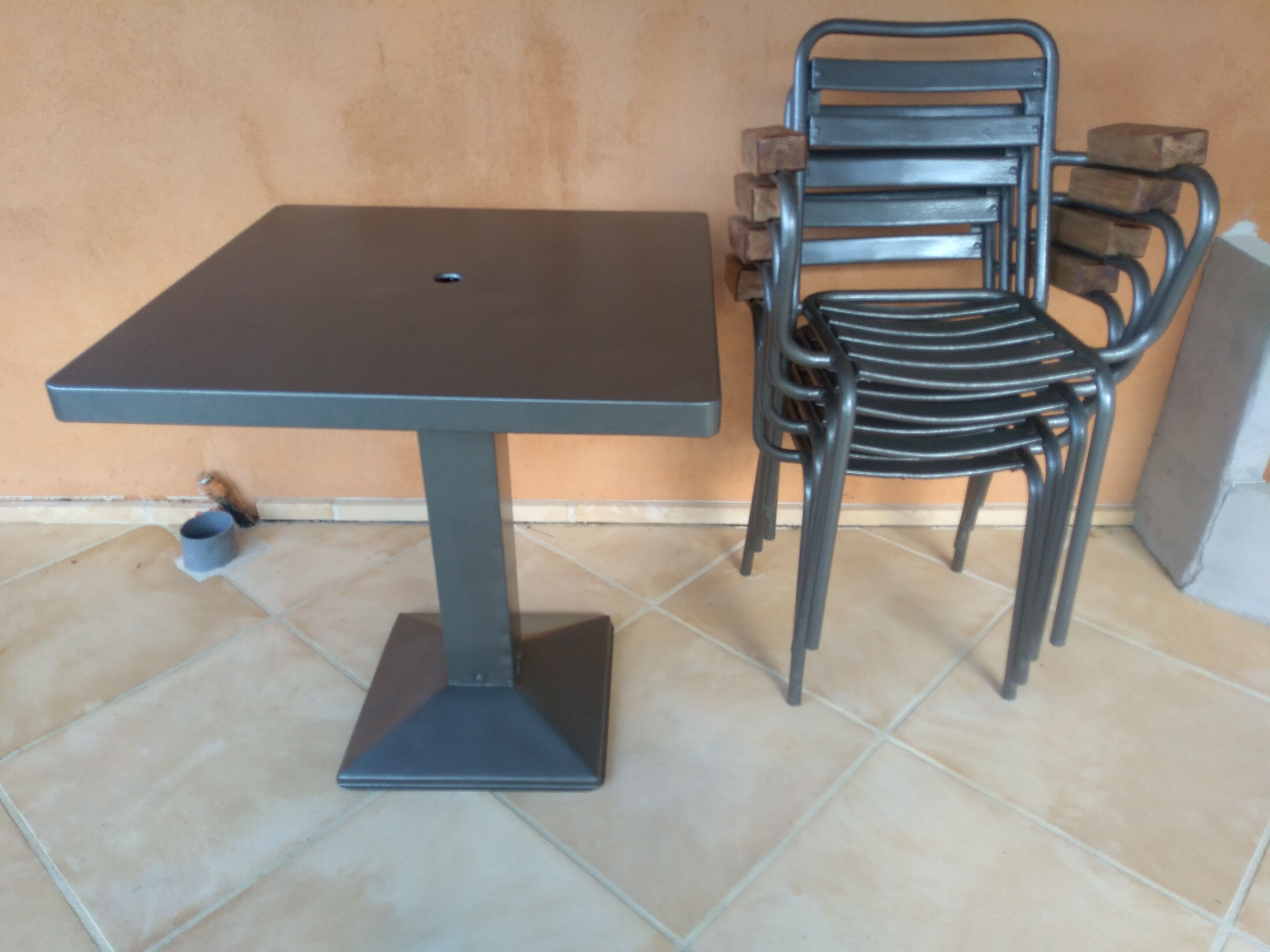 Set table and 4 armchairs bistro garden Tolix Xavier Pauchard 1950s