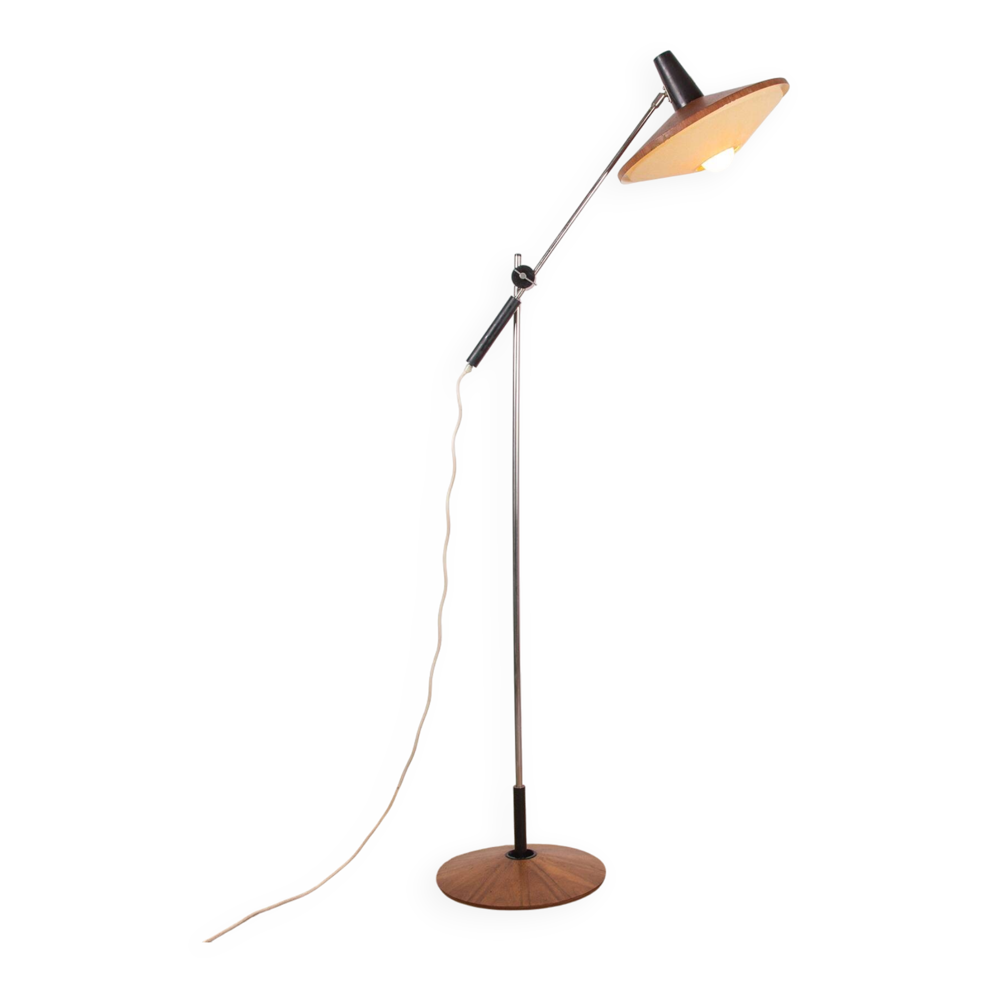 Large tilting floor lamp in steel and teak by Georges Frydman 1960.