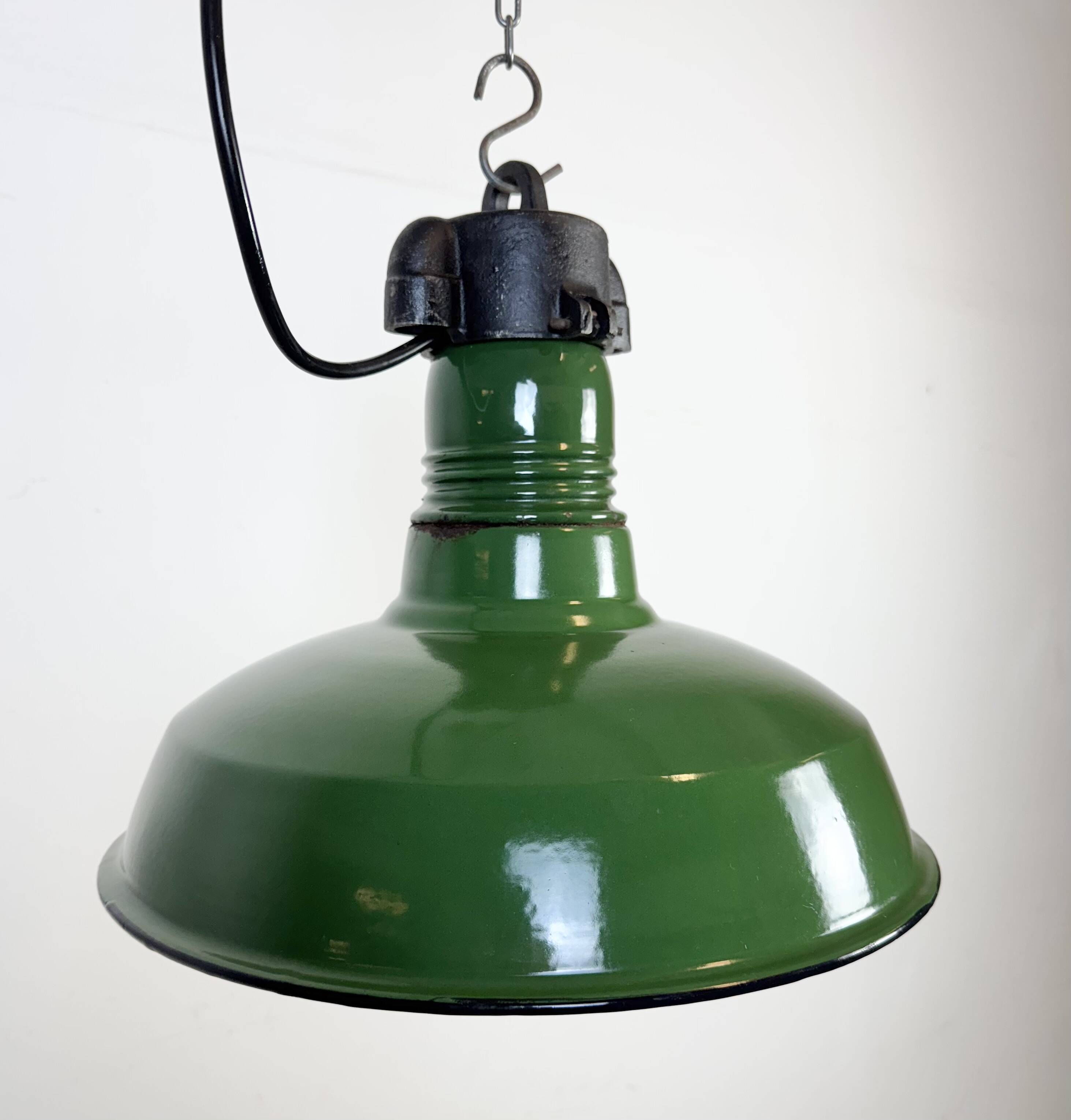 Industrial Green Enamel Factory Pendant Lamp, 1960s