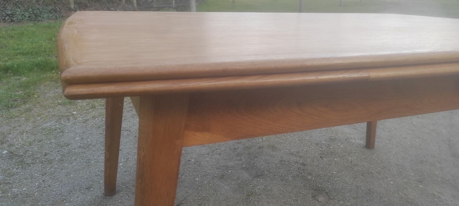 Scandinavian table