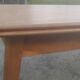 Table scandinave