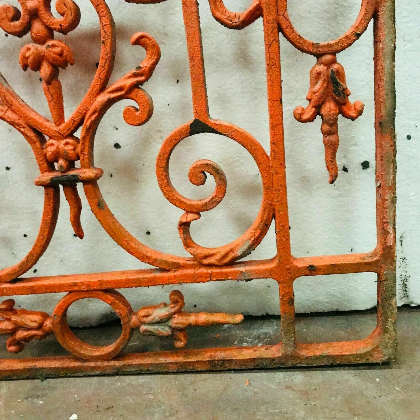 Wrought iron decoration grid XX century