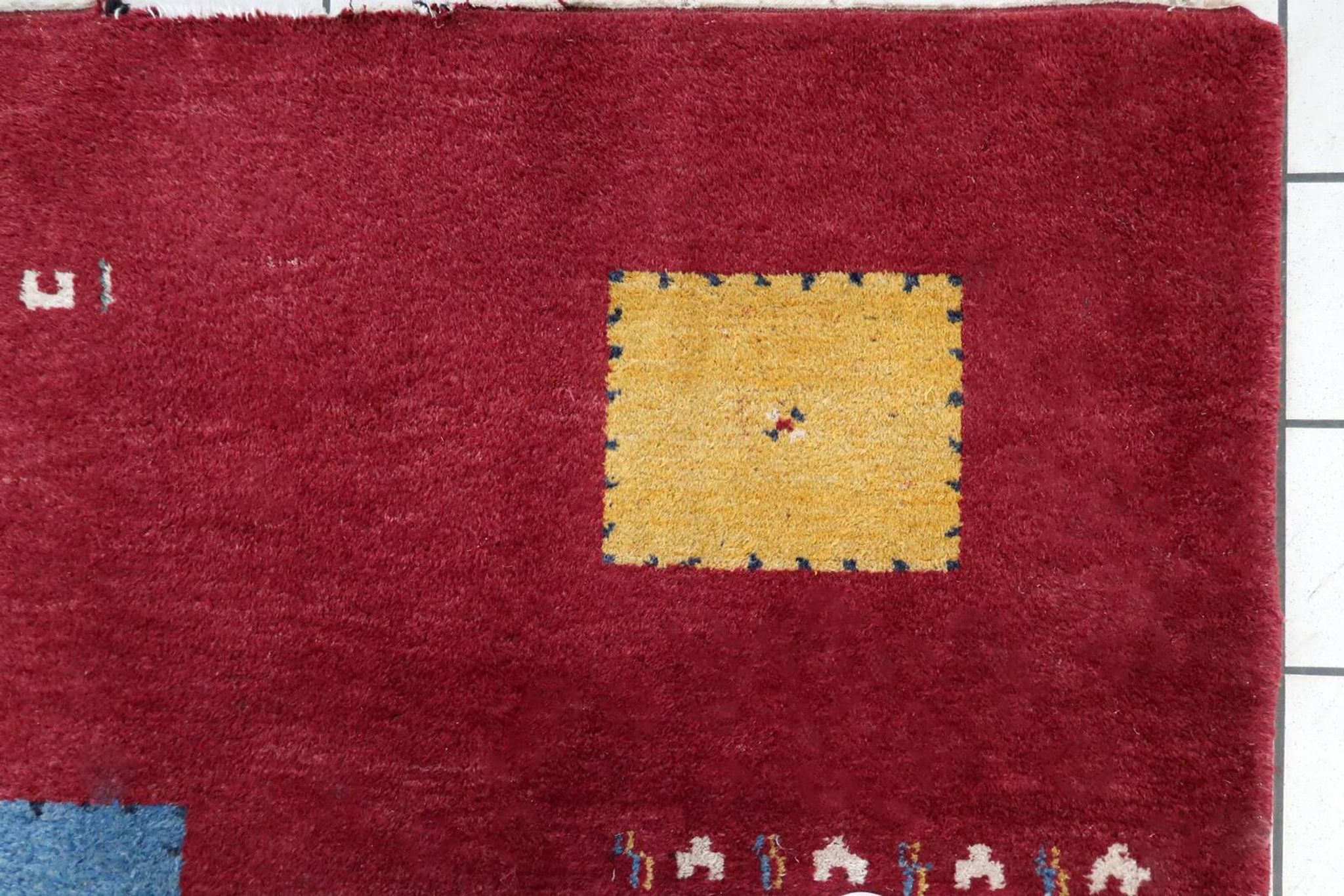 Tapis Gabbeh persan vintage en laine fait main – 143 x 202 cm - 1C1037