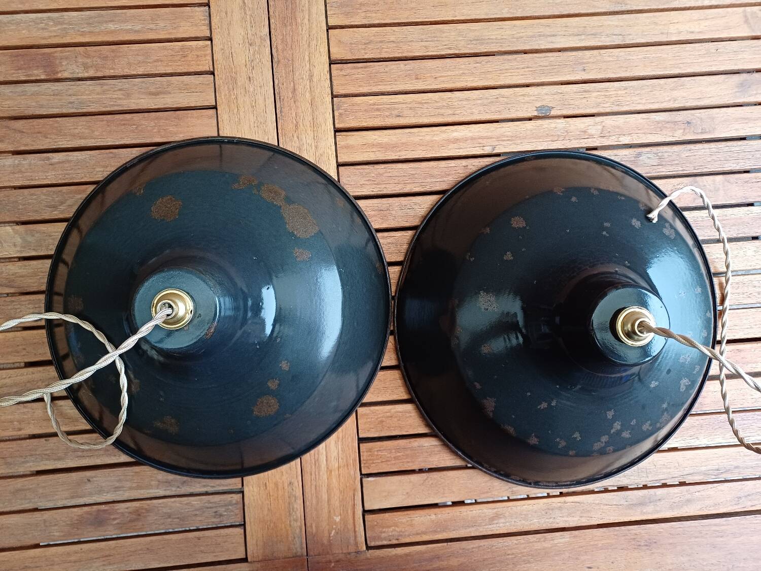Industrial enamelled sheet metal bowls