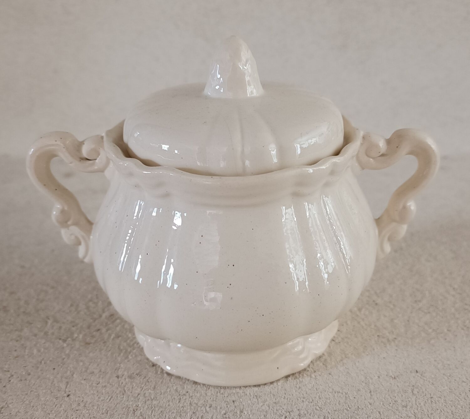 Sarreguemines ivory iron earth sugar bowl