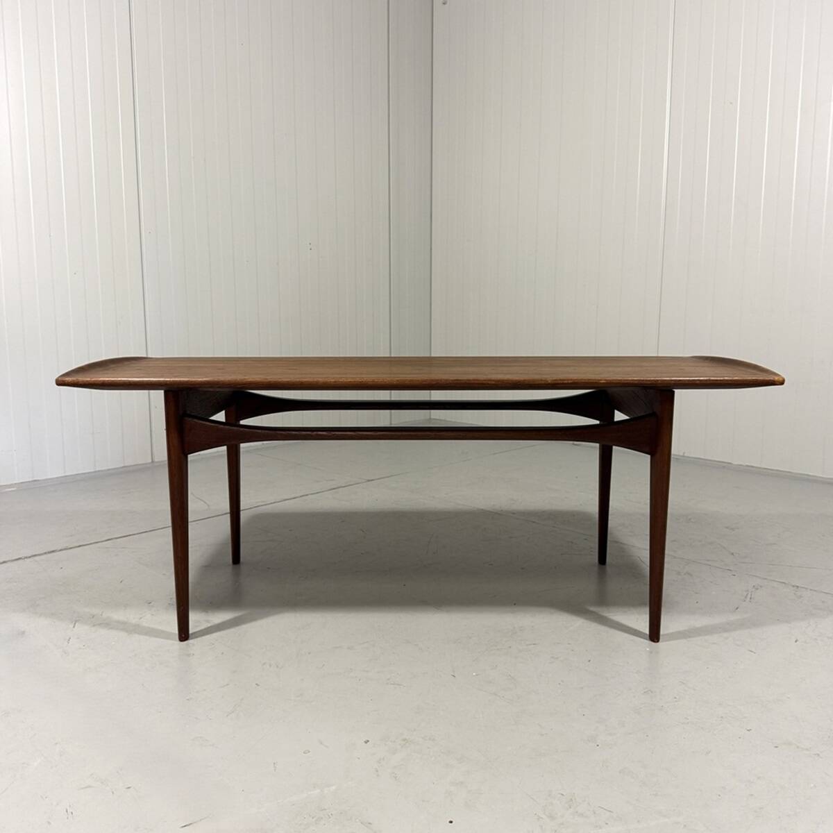 France & Daverkosen FD503 teak coffee table by T. & E. Kindt Larsen