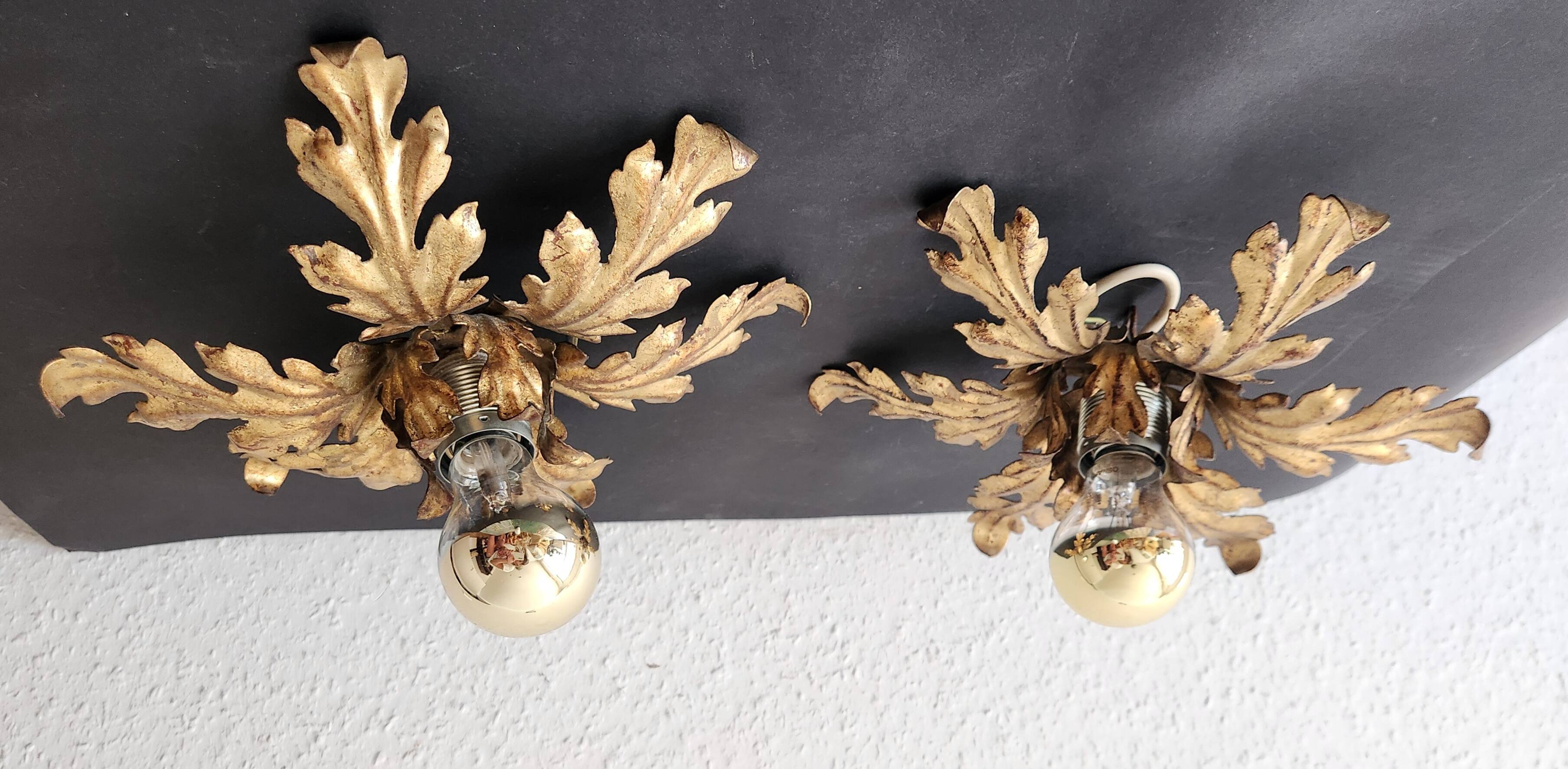 Gilded hand-forged Florentine wall lamp Hans Kögl style, Italy