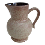 Sandstone pitcher