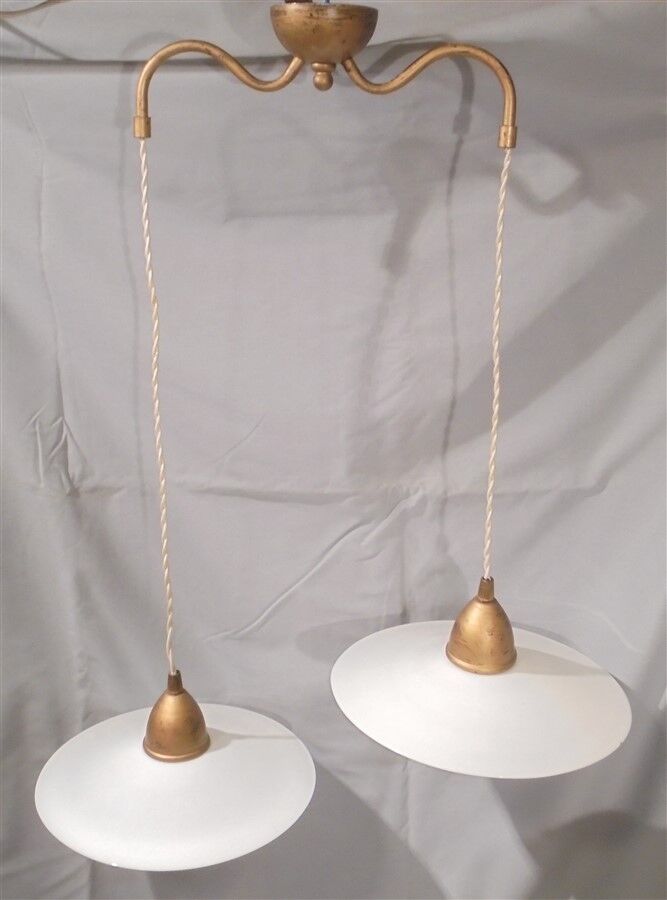 Opaline suspensions