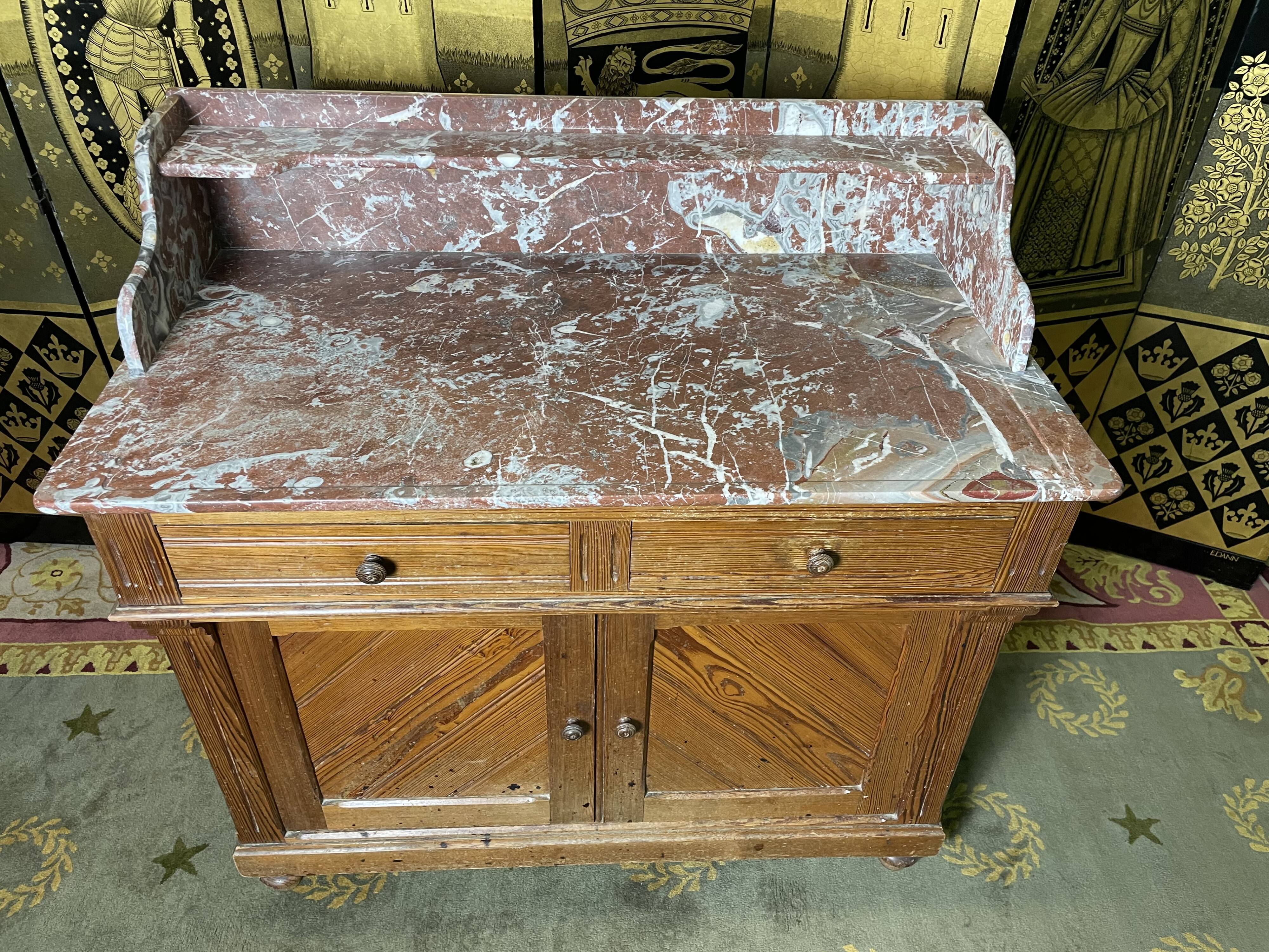 Bathroom cabinet in fir and marble