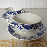 Pair of cups and saucers / Delft blue Gien earthenware