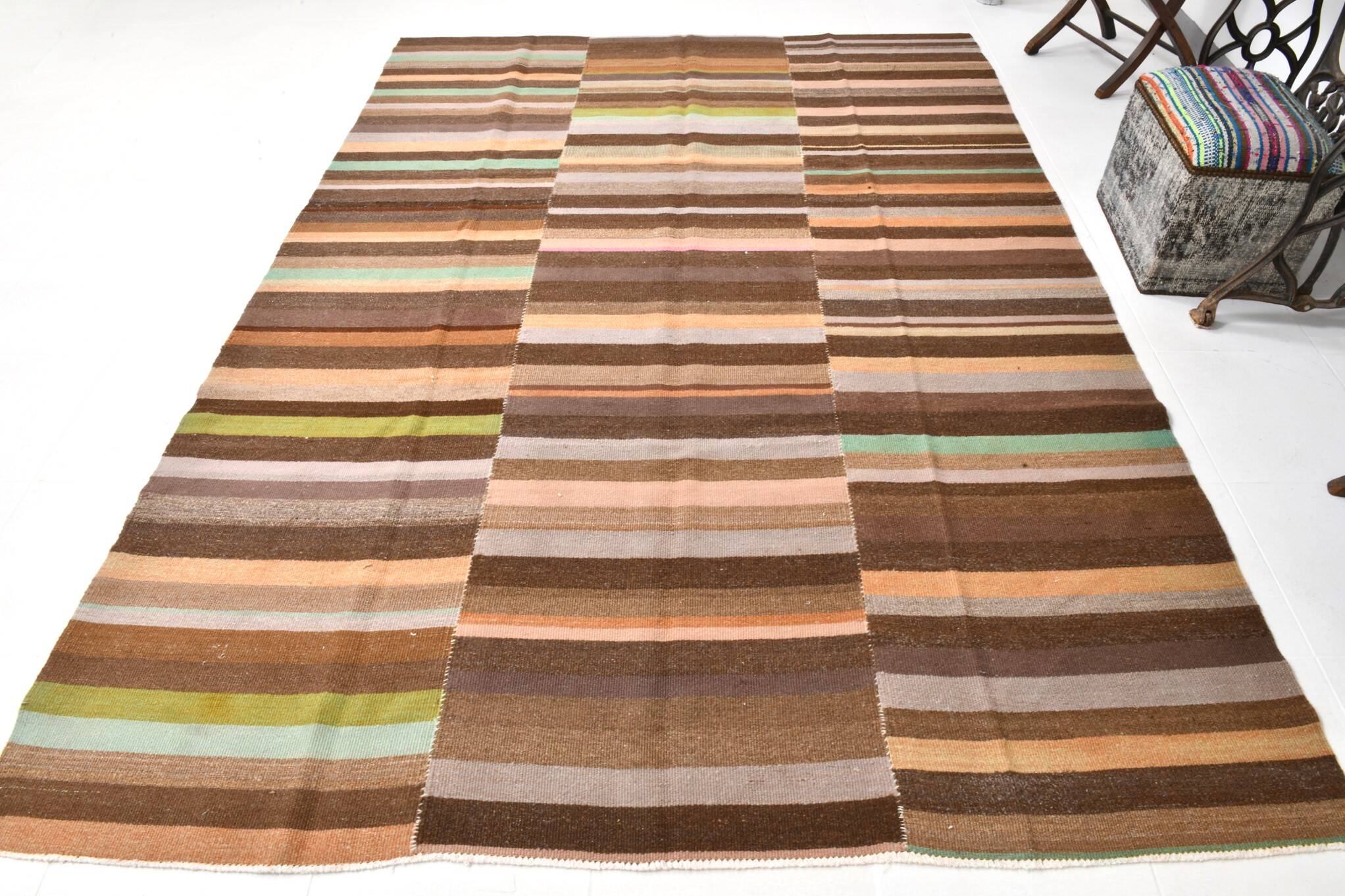 7x10 Soft Color Pastel Brown Vintage Rug, 210x291Cm SK 2356