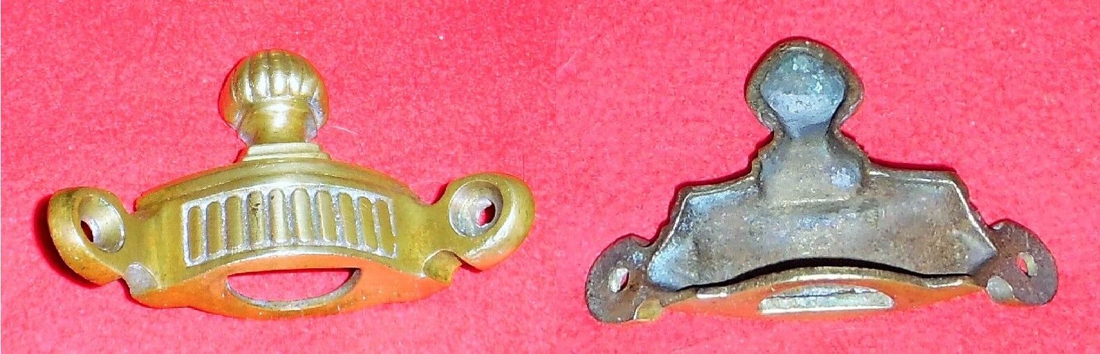 45 Triangular fixing tips for stair mat bar. Bronze, 19th