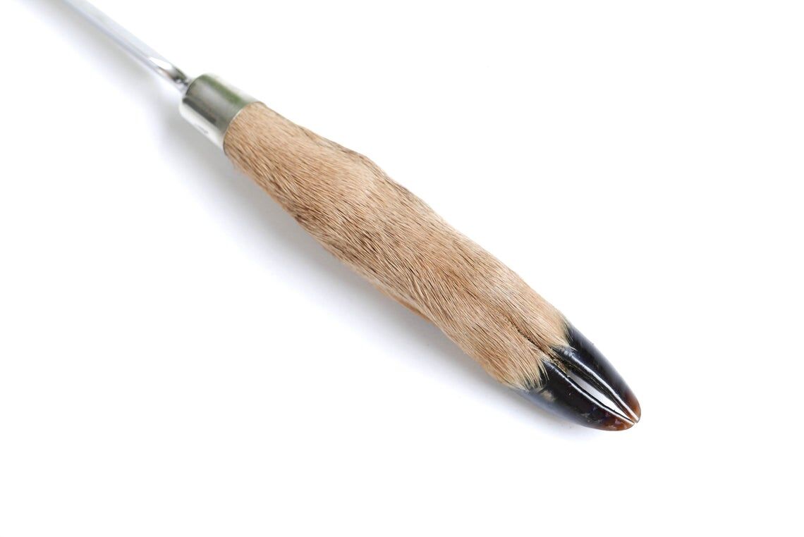 Coupe papier, manche patte de biche, années 60