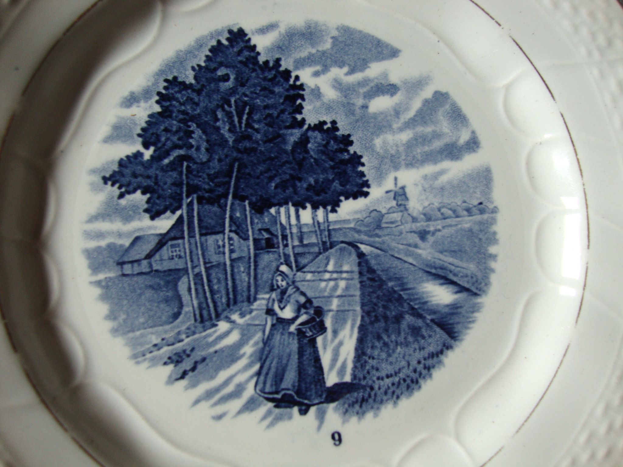 6 assiettes à dessert Moulin des loups Amage décor Delf