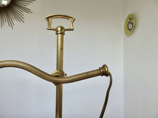 Grande lampe art nouveau en laiton, tulipe en verre dépoli en forme de rose