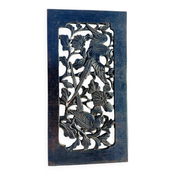 Relief sculpture
