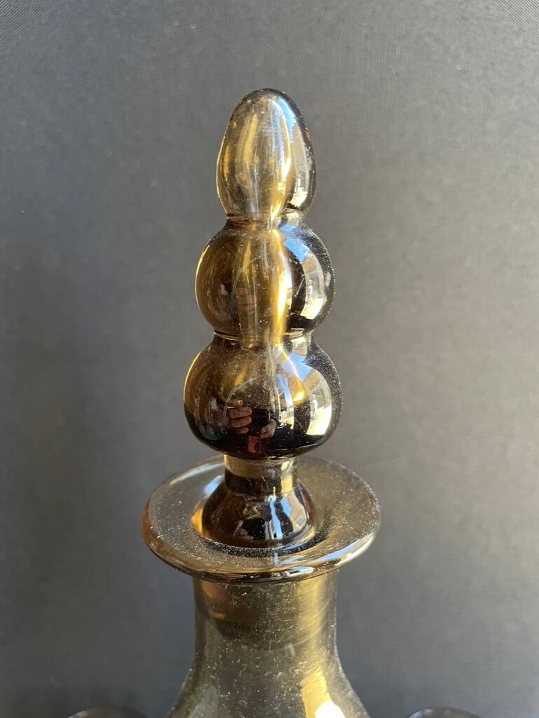 Liquor service smoked glass