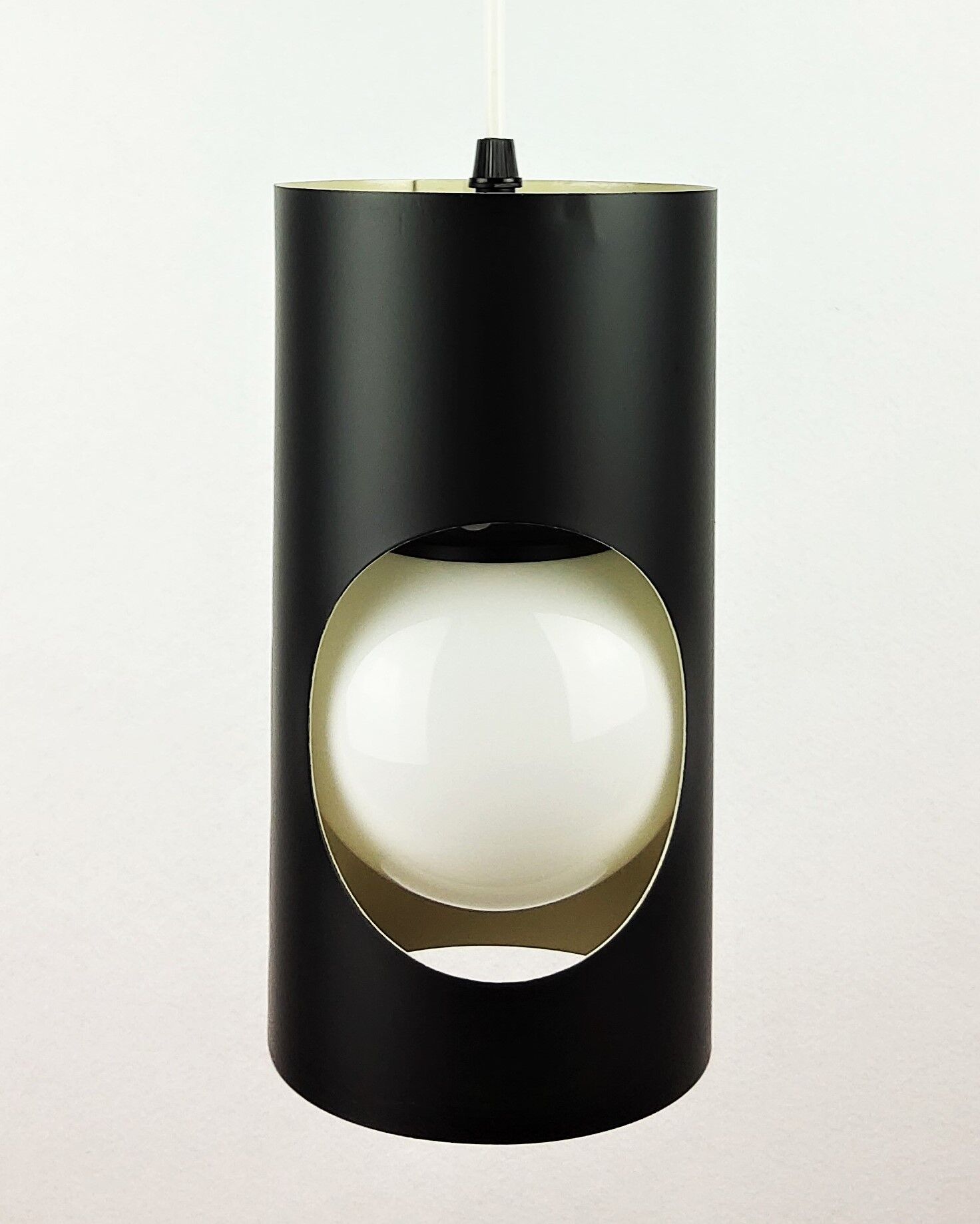 Vintage black metal suspension 1960