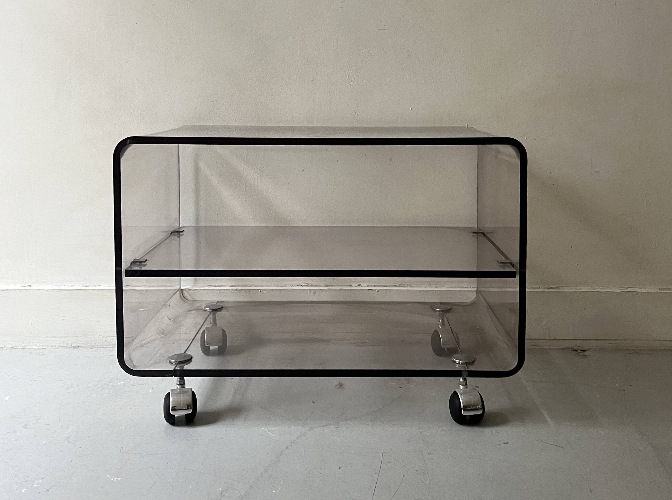 Hi-fi cabinet / coffee table in plexiglass by David Lange, France 1970