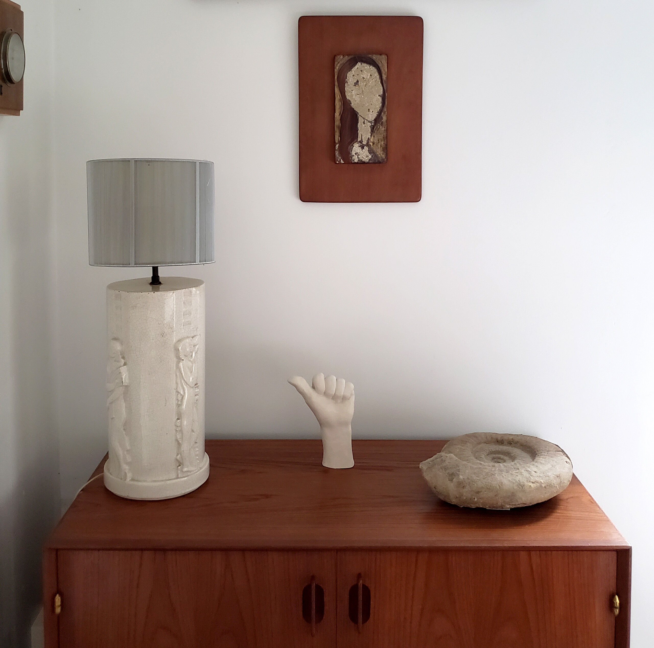 Plaster hand