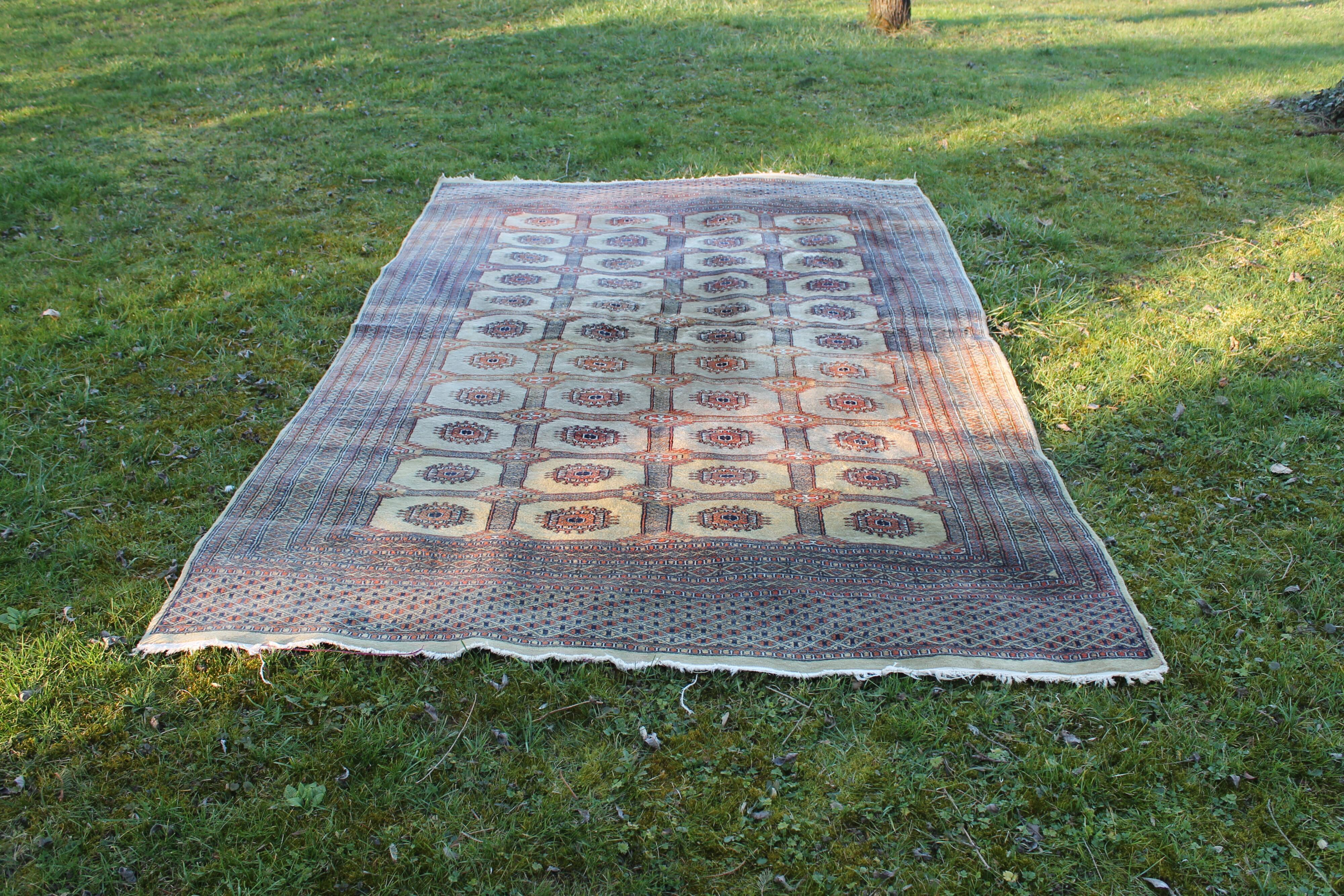 Tapis oriental 300 x 186cm