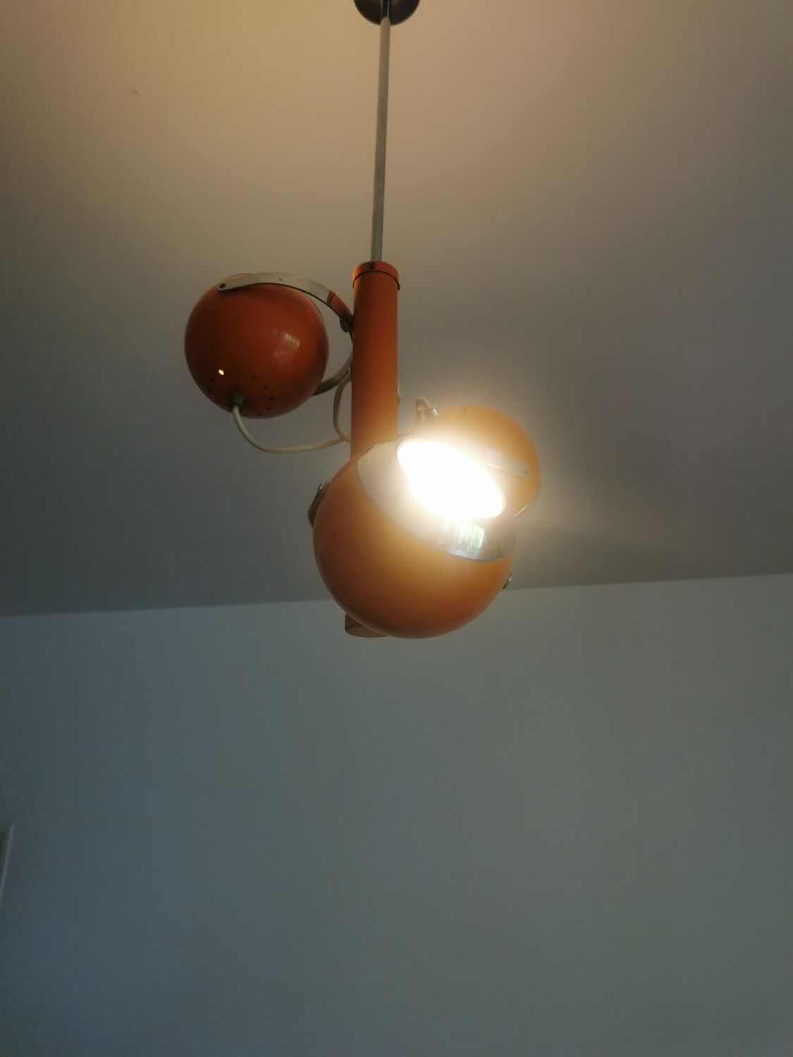 Vintage Space Age 70s Pendant Light – 3 Adjustable Spotlights – Orange
