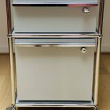 USM box unit on casters