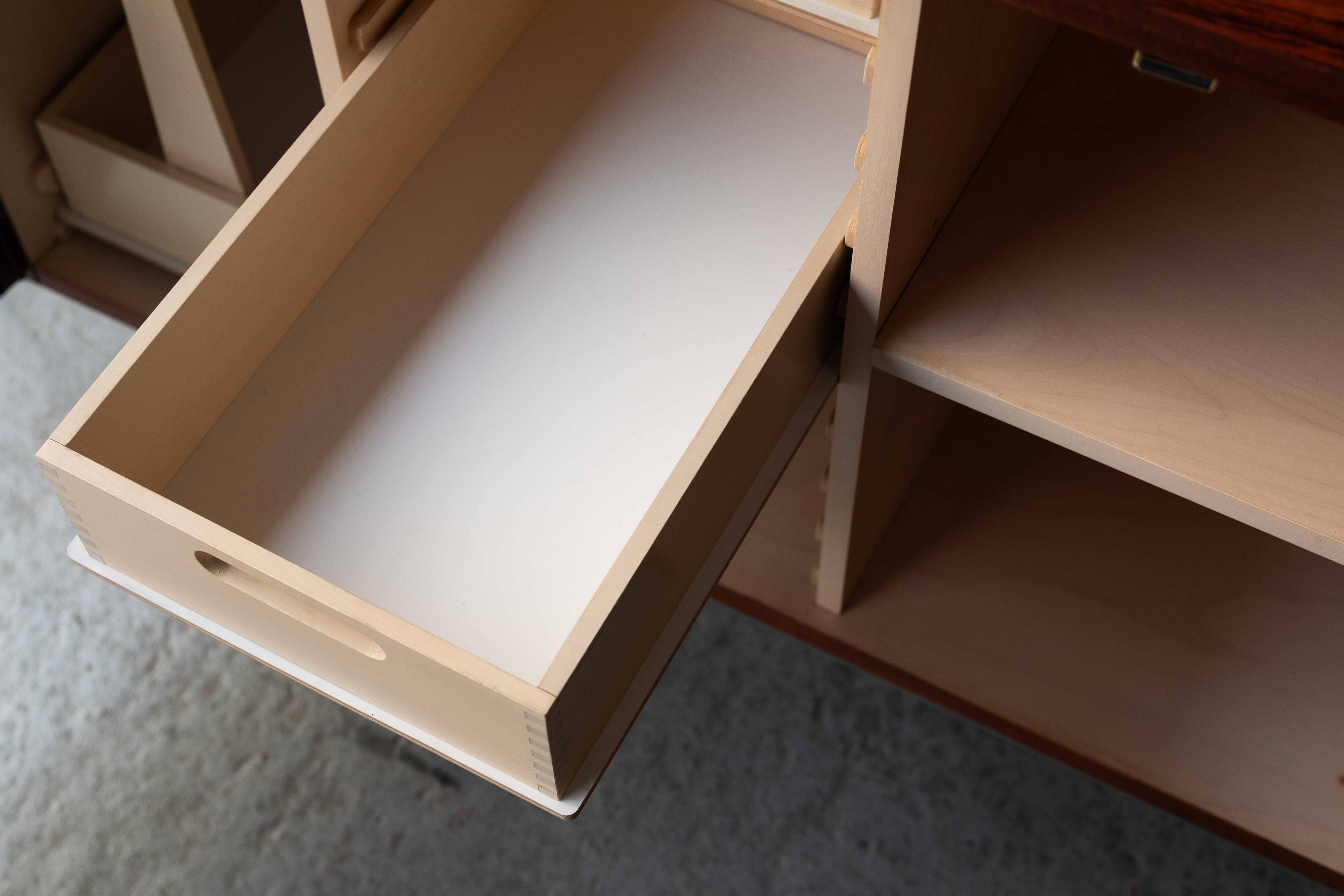 Buffet « B40 » de Dieter Waeckerlin