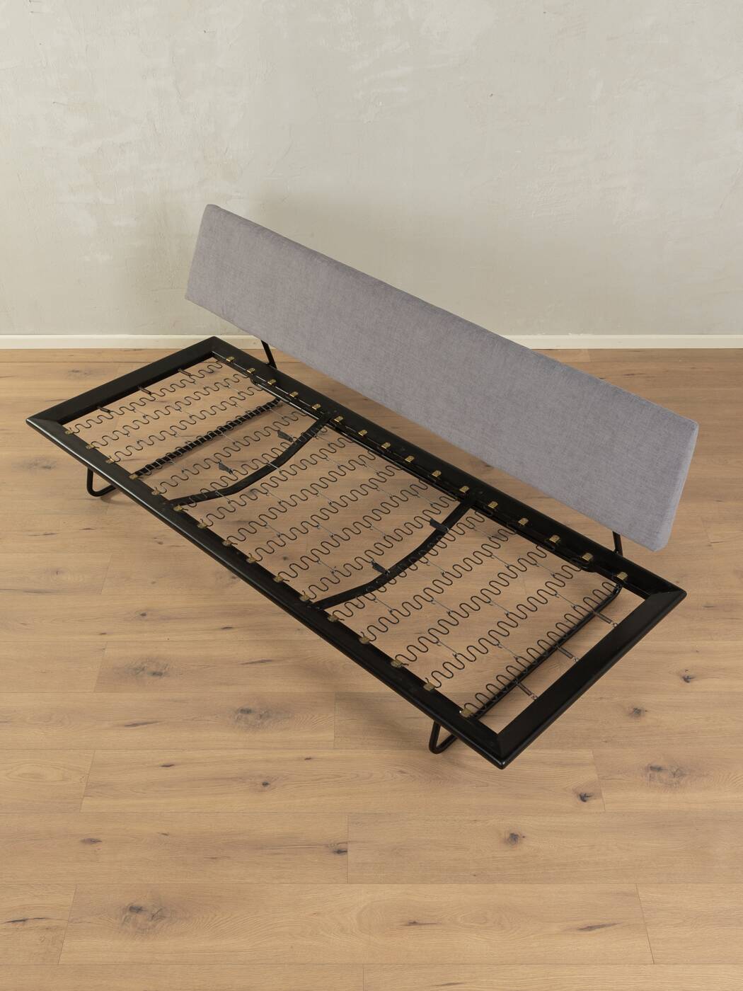 Minimalist sofa, Rolf Grunow for Walter Knoll