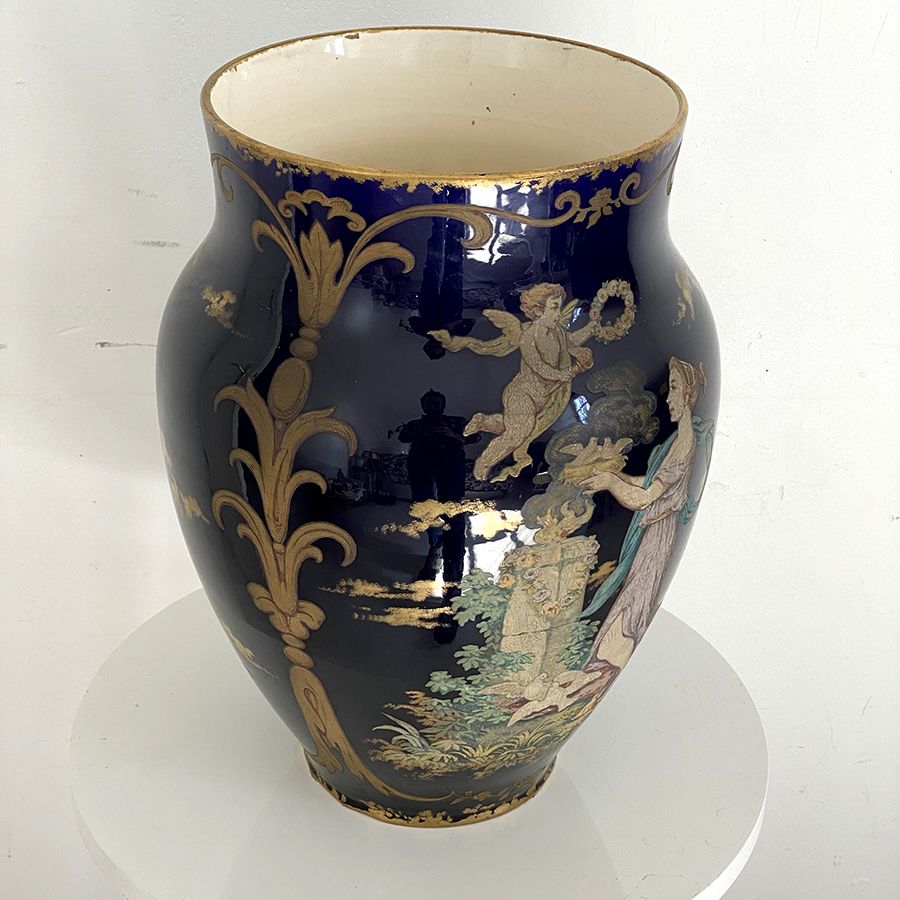 Vase HD and Faience Co. of Choisy the King
