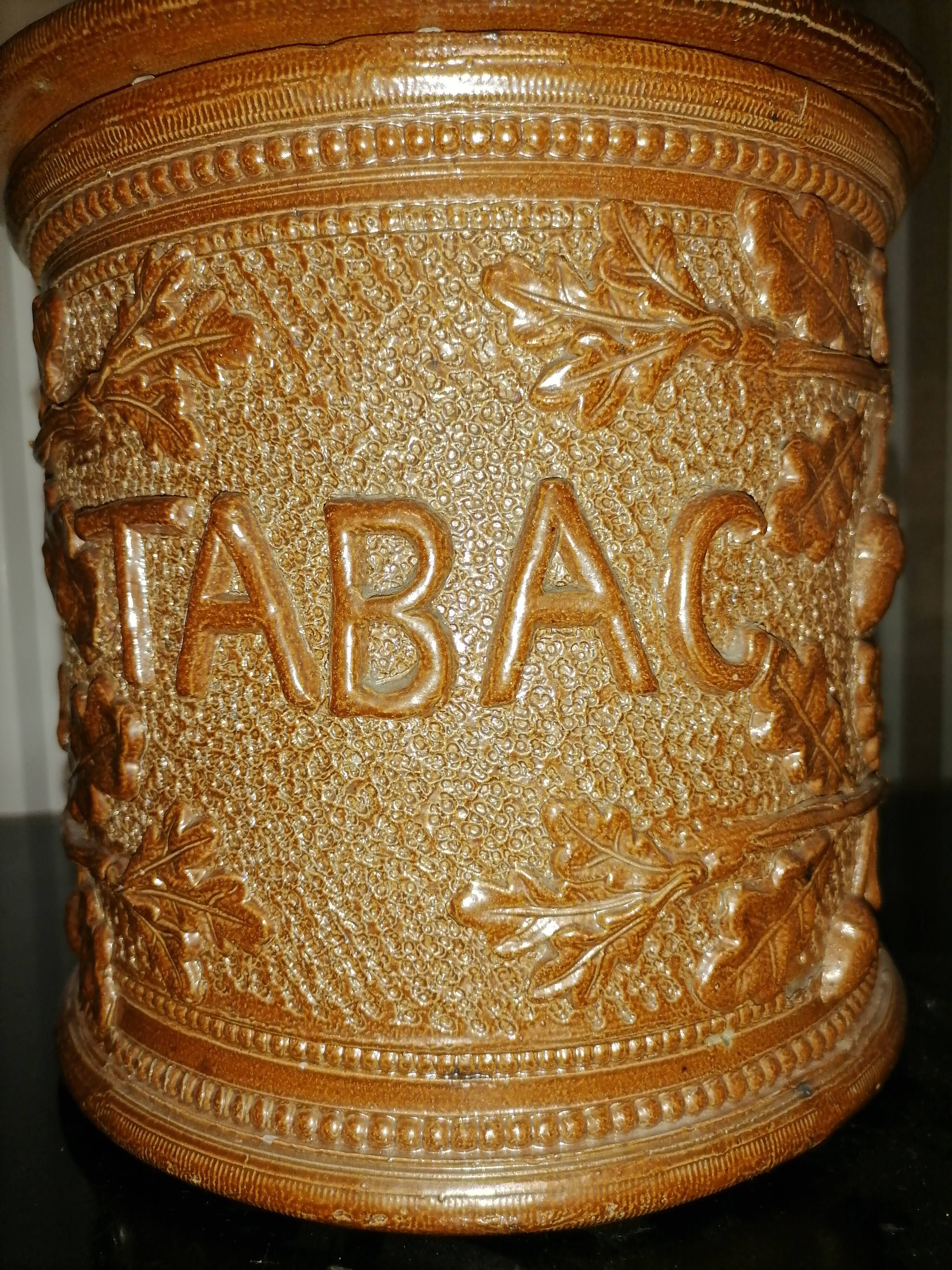 Pot à tabac