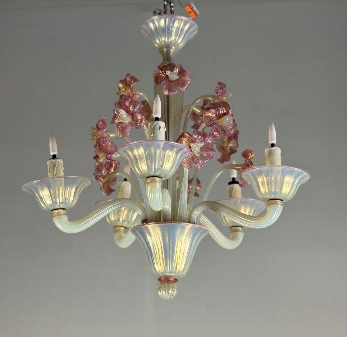 Venetian chandelier, in blue and red Murano glass, five light arms, circa 1950