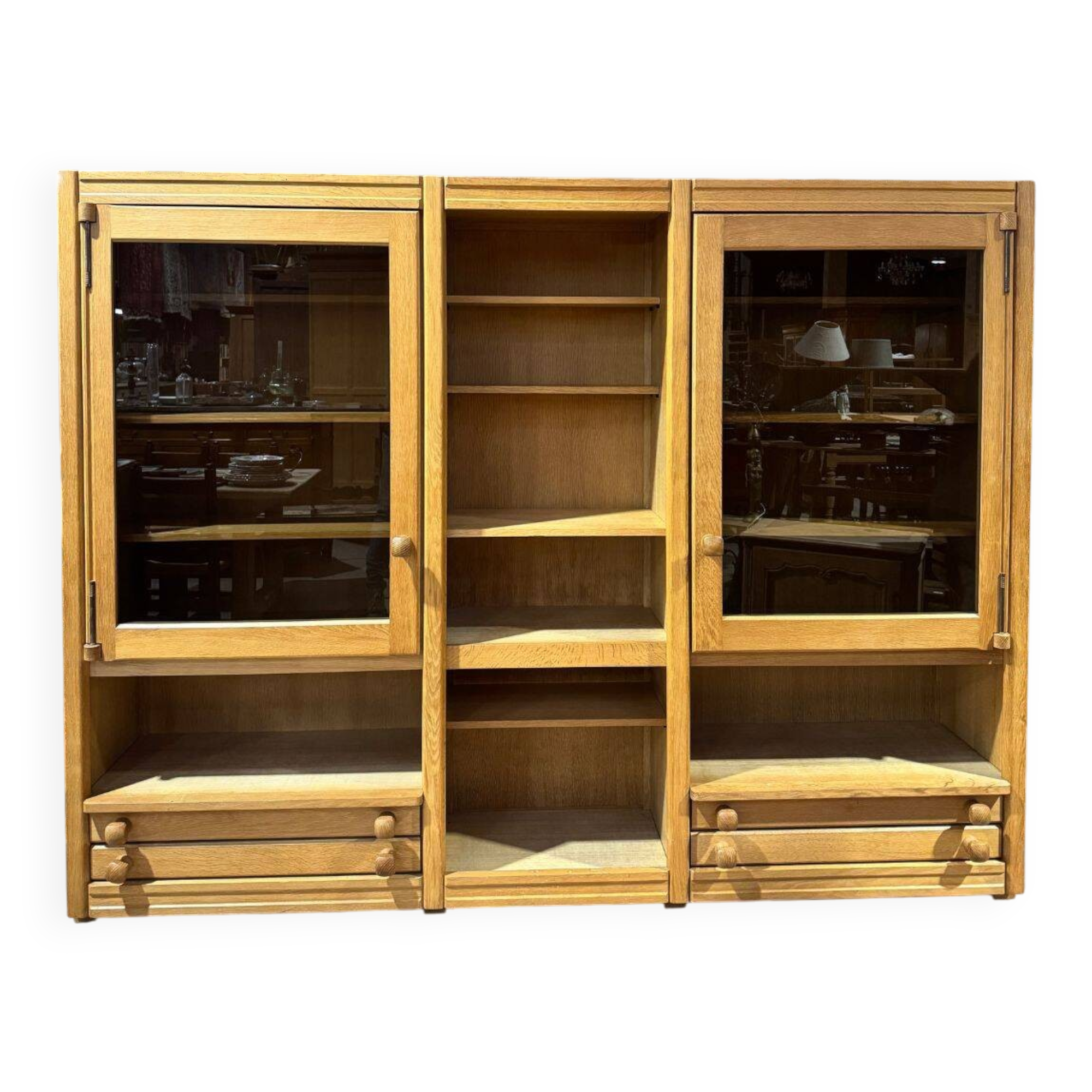 Guillerme & Chambron Library