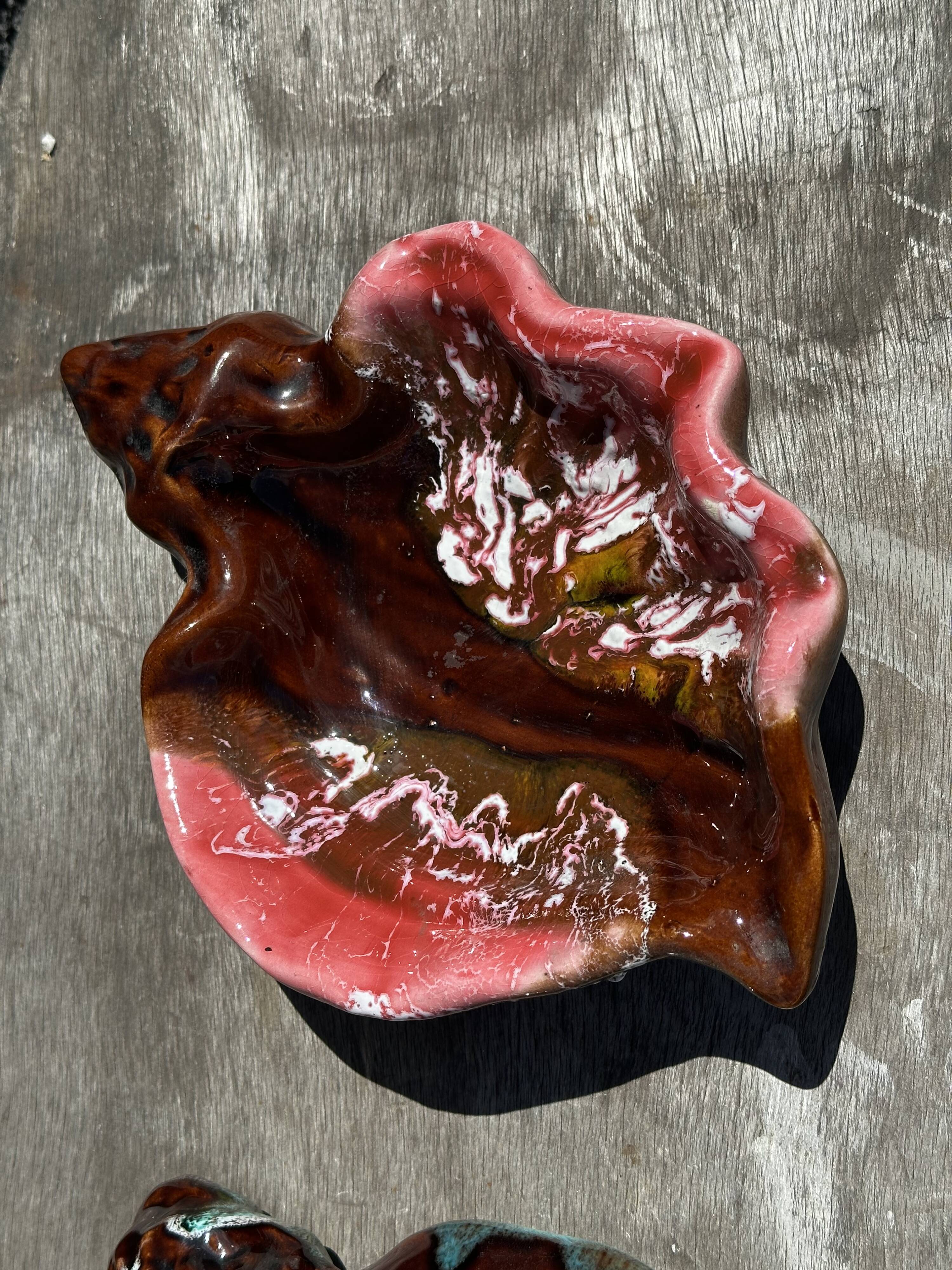 Pair of 60s-70s Vallauris Ceramic Empty Pockets in Shell Shape