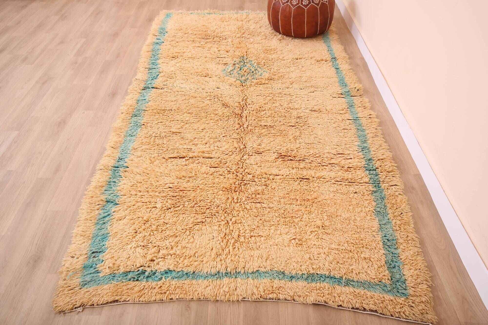Peach Vintage Moroccan Rug 144 x 270 cm, Berber Wool Rug, Handmade Boho Rug