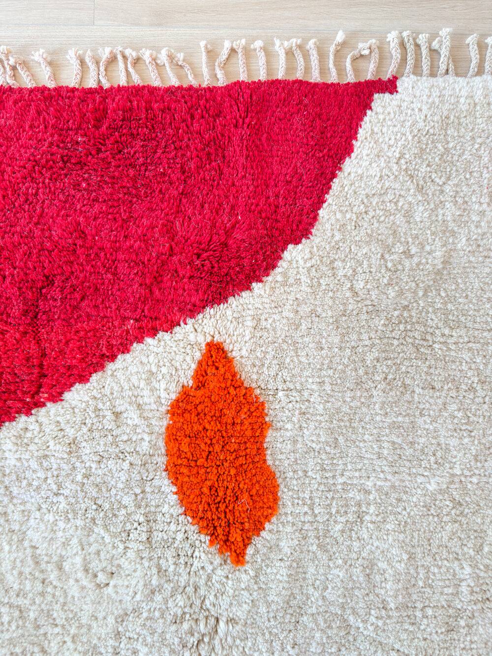 Traditional handmade colorful Berber rug 250cmx150cm