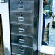 Ronéo clamshell metal column